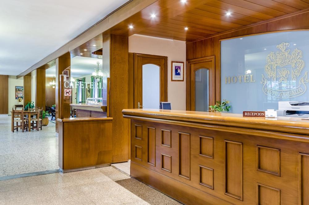 Hotel Mora