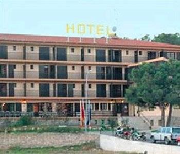 Hotel Mora 3*