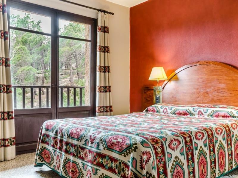 Mora Hotel 3*